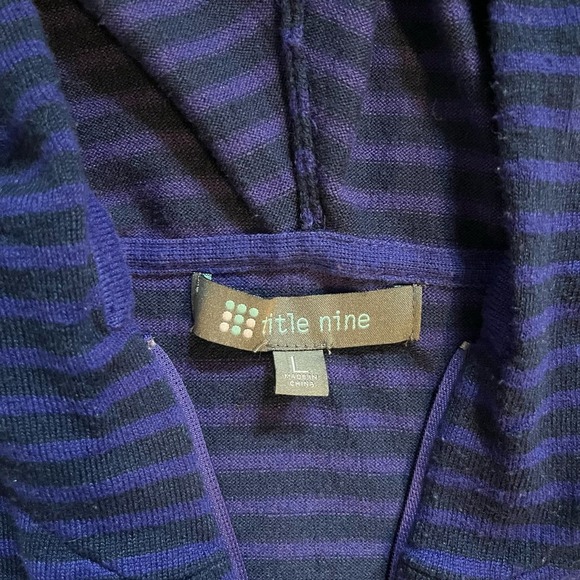 Title nine partially striped 1/4 zip pullover women’s size large - Picture 3 of 8